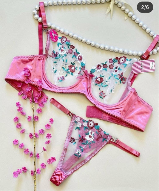 Flora Allure Embroidered Lingerie Set